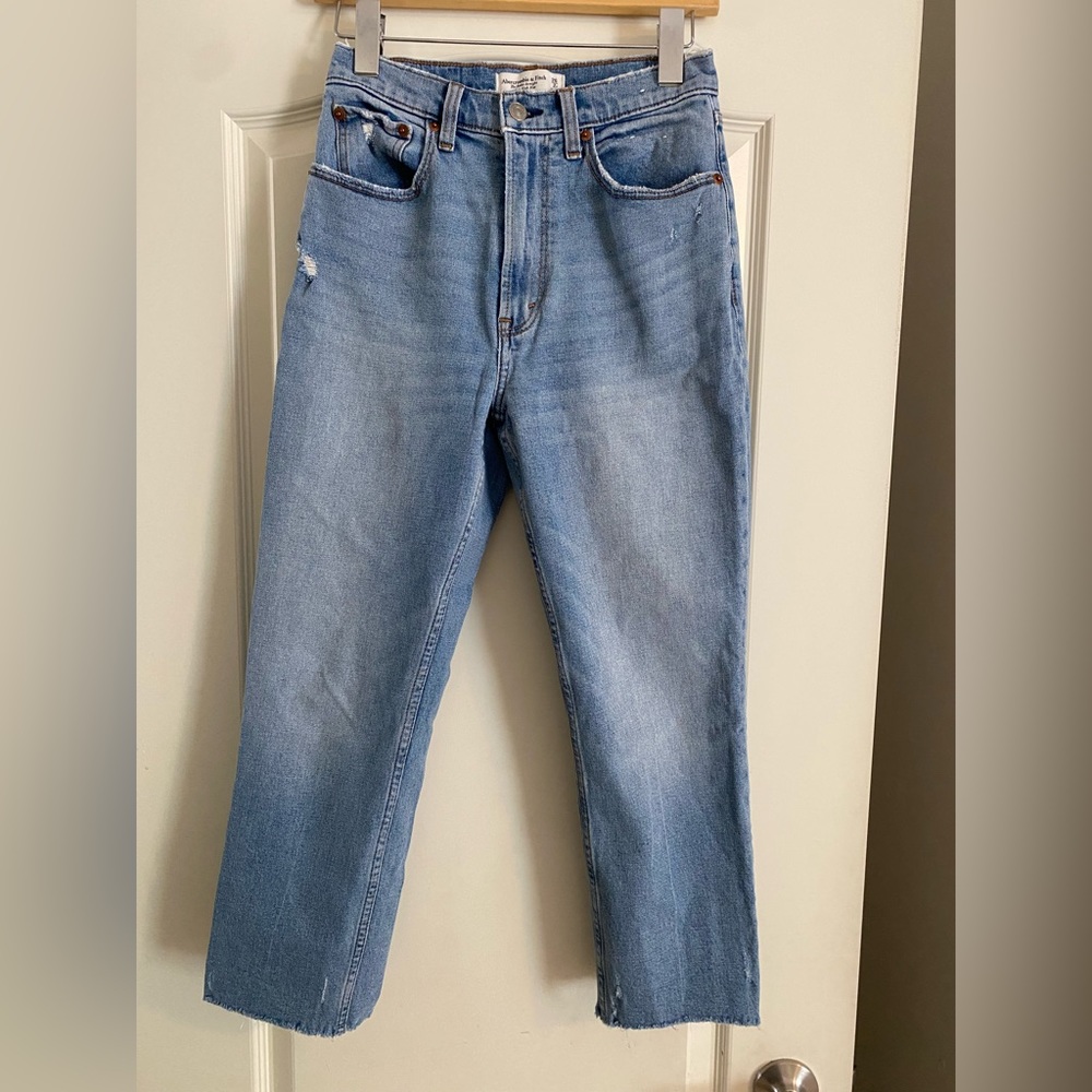 abercrombie ankle straight ultra high rise, size 26/2short